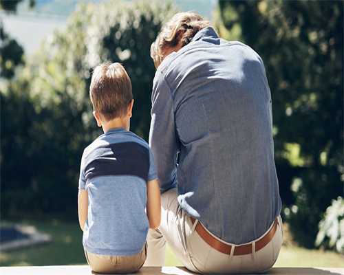 清宫后月经干净后再次出血，且伴有腹痛该如何治疗？